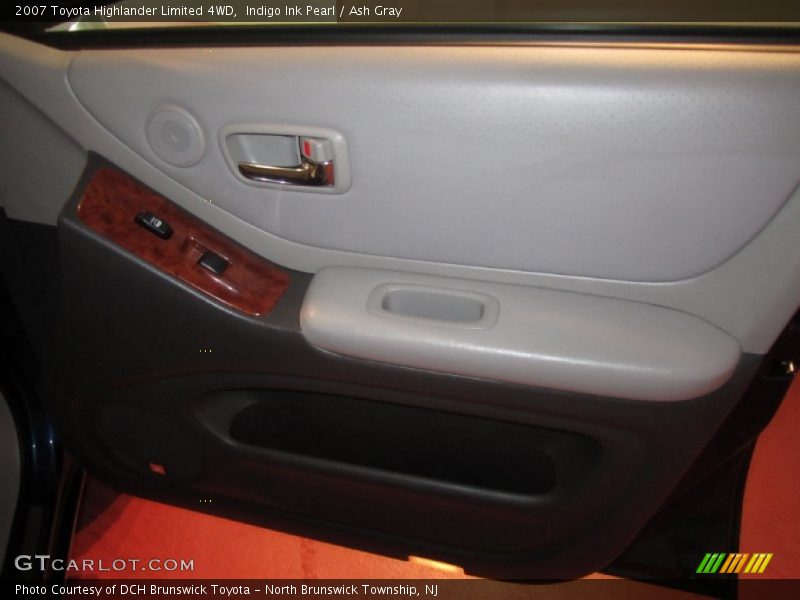 Indigo Ink Pearl / Ash Gray 2007 Toyota Highlander Limited 4WD