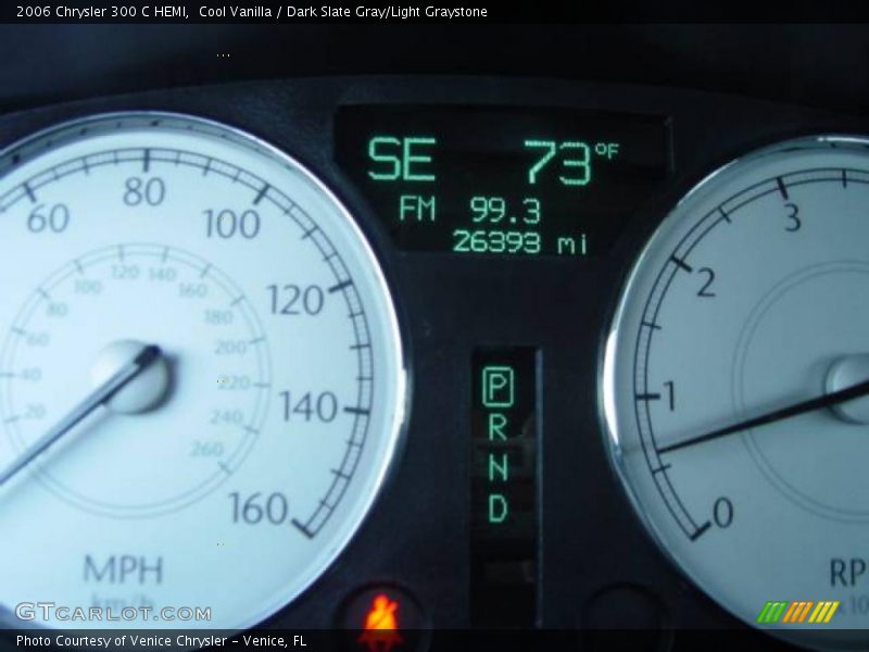 Cool Vanilla / Dark Slate Gray/Light Graystone 2006 Chrysler 300 C HEMI