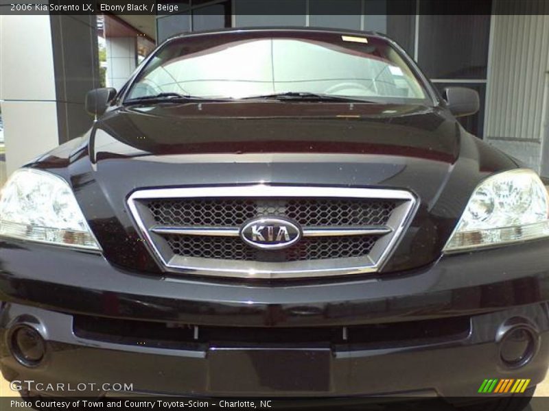 Ebony Black / Beige 2006 Kia Sorento LX