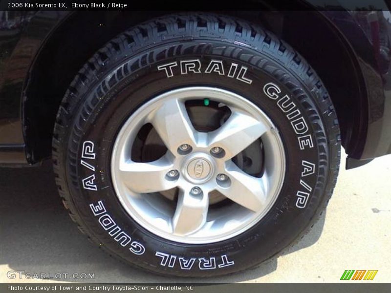  2006 Sorento LX Wheel