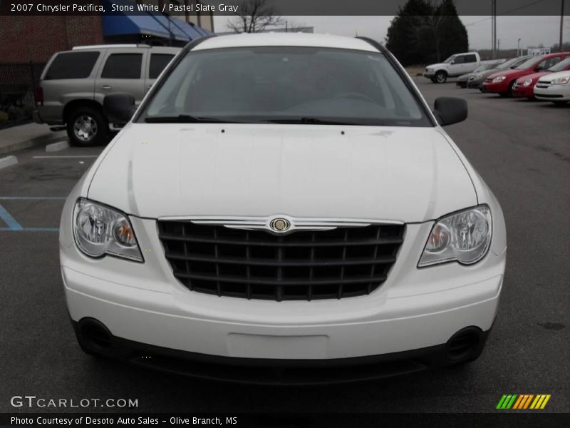 Stone White / Pastel Slate Gray 2007 Chrysler Pacifica