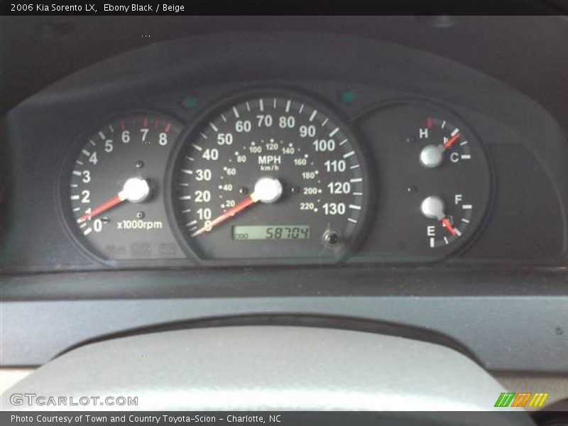 Ebony Black / Beige 2006 Kia Sorento LX