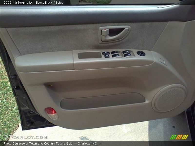 Ebony Black / Beige 2006 Kia Sorento LX