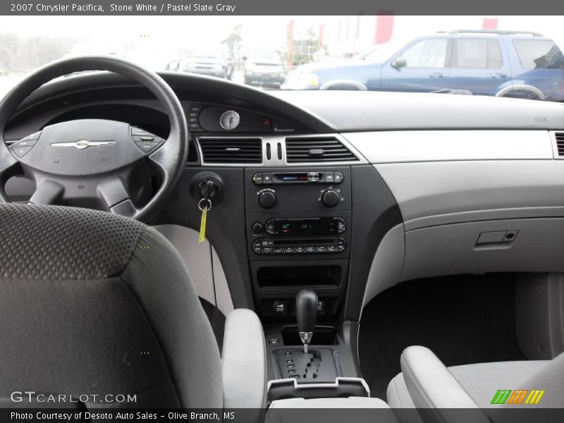 Stone White / Pastel Slate Gray 2007 Chrysler Pacifica