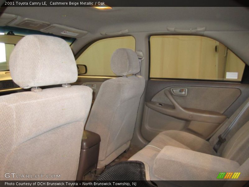 Cashmere Beige Metallic / Oak 2001 Toyota Camry LE
