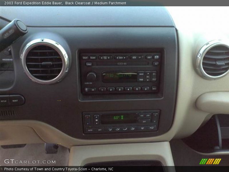 Black Clearcoat / Medium Parchment 2003 Ford Expedition Eddie Bauer