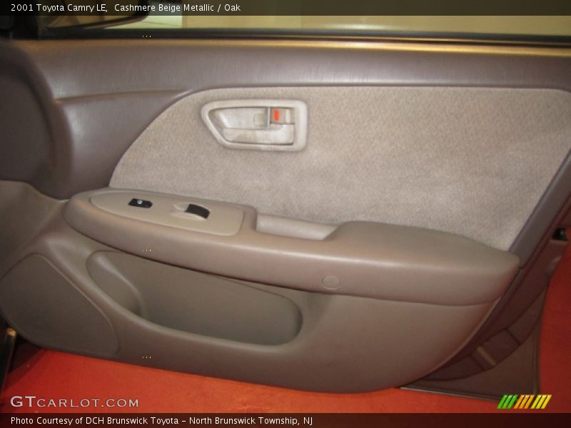Cashmere Beige Metallic / Oak 2001 Toyota Camry LE