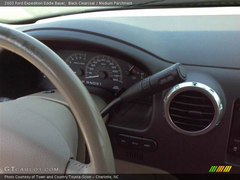 Black Clearcoat / Medium Parchment 2003 Ford Expedition Eddie Bauer
