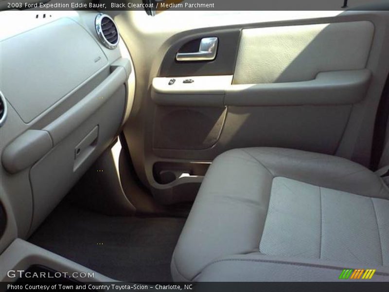 Black Clearcoat / Medium Parchment 2003 Ford Expedition Eddie Bauer