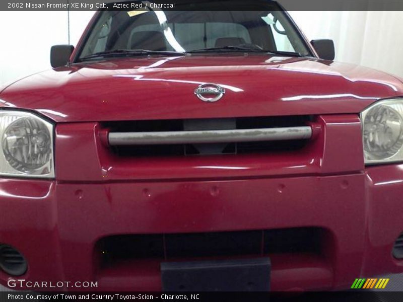 Aztec Red / Charcoal 2002 Nissan Frontier XE King Cab