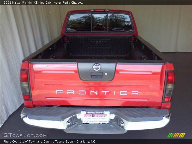 Aztec Red / Charcoal 2002 Nissan Frontier XE King Cab