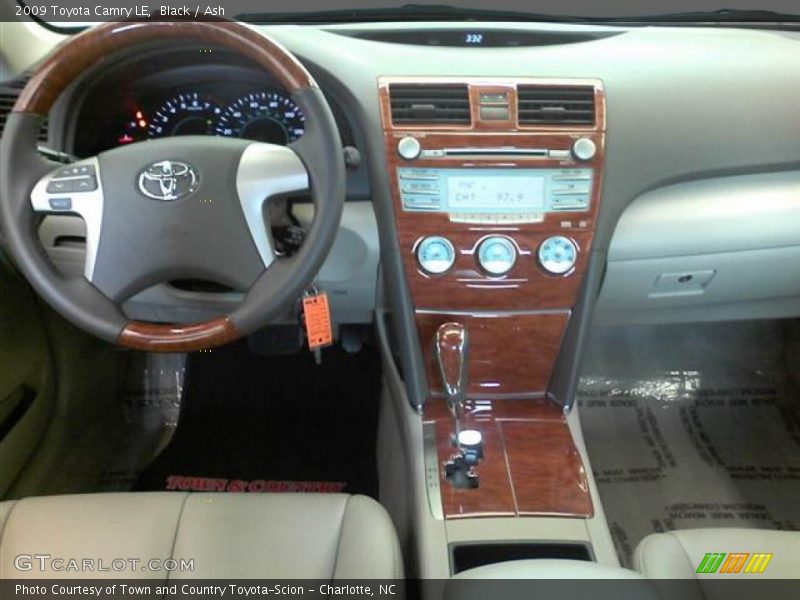Black / Ash 2009 Toyota Camry LE