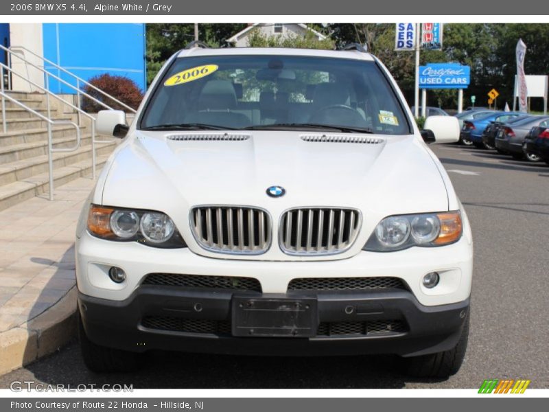 Alpine White / Grey 2006 BMW X5 4.4i