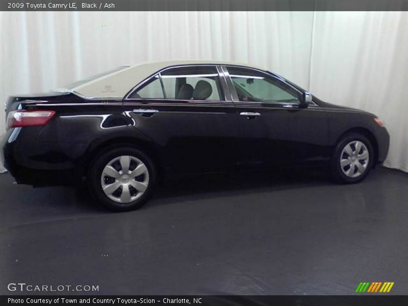 Black / Ash 2009 Toyota Camry LE