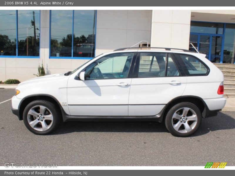 Alpine White / Grey 2006 BMW X5 4.4i