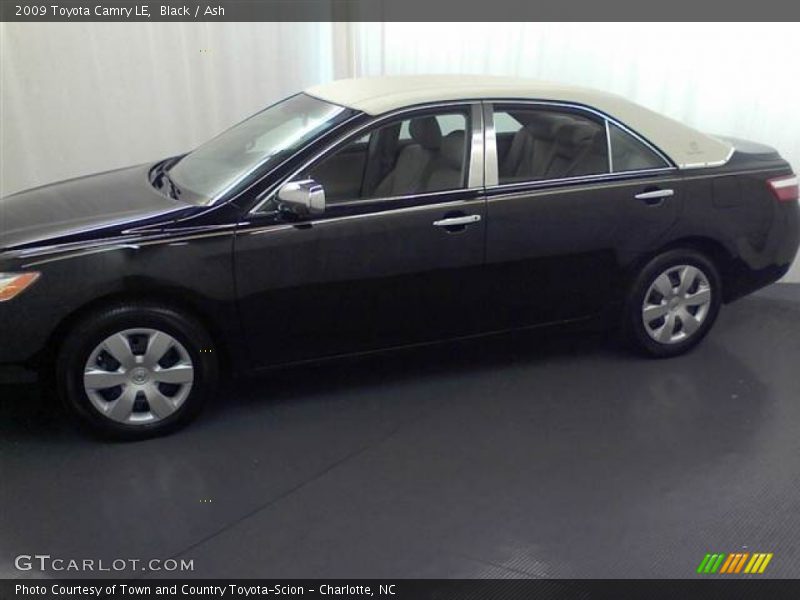 Black / Ash 2009 Toyota Camry LE