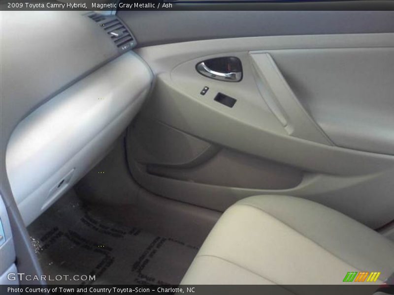 Magnetic Gray Metallic / Ash 2009 Toyota Camry Hybrid