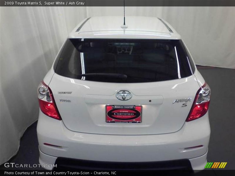 Super White / Ash Gray 2009 Toyota Matrix S