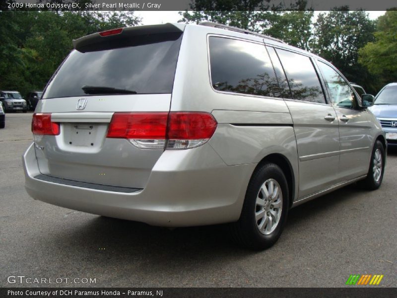 Silver Pearl Metallic / Gray 2009 Honda Odyssey EX