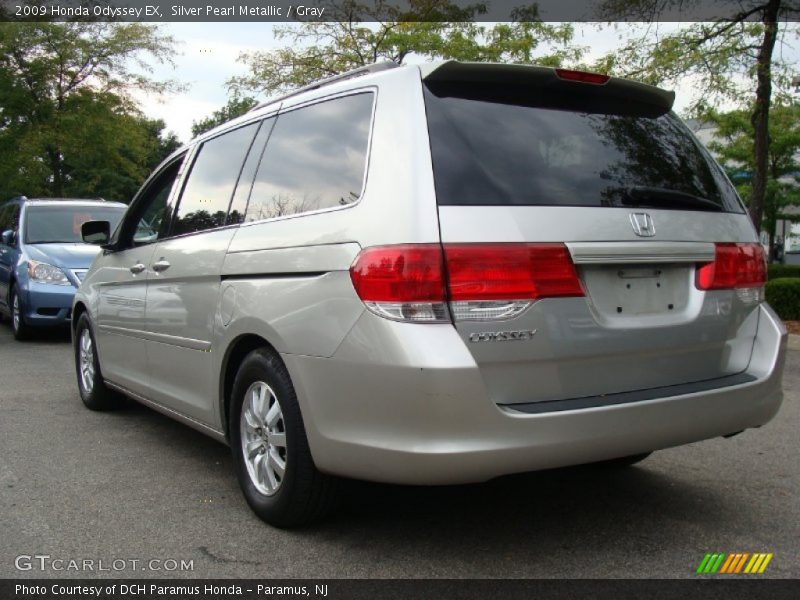 Silver Pearl Metallic / Gray 2009 Honda Odyssey EX
