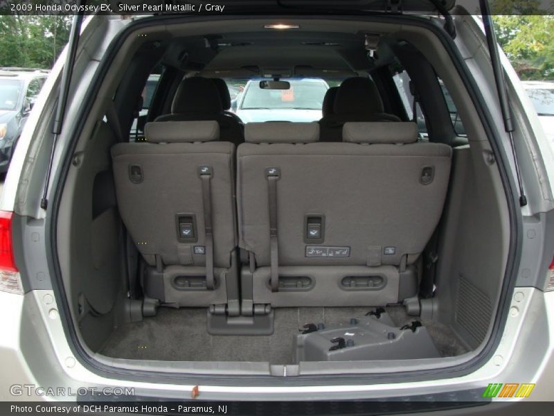 Silver Pearl Metallic / Gray 2009 Honda Odyssey EX