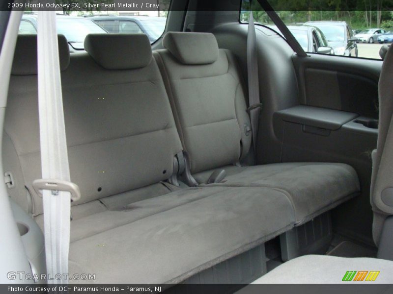 Silver Pearl Metallic / Gray 2009 Honda Odyssey EX