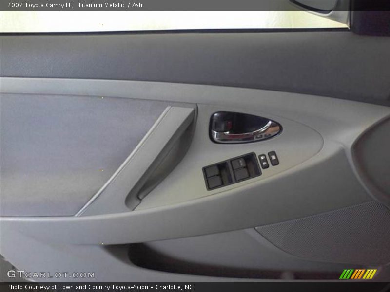 Titanium Metallic / Ash 2007 Toyota Camry LE