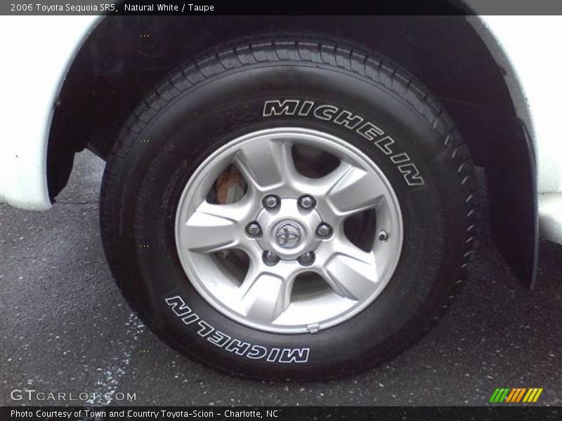 Natural White / Taupe 2006 Toyota Sequoia SR5