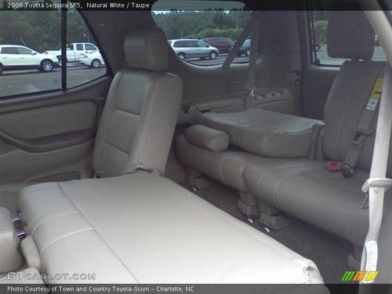 Natural White / Taupe 2006 Toyota Sequoia SR5
