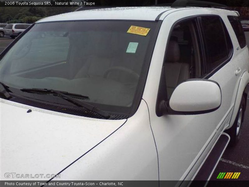 Natural White / Taupe 2006 Toyota Sequoia SR5