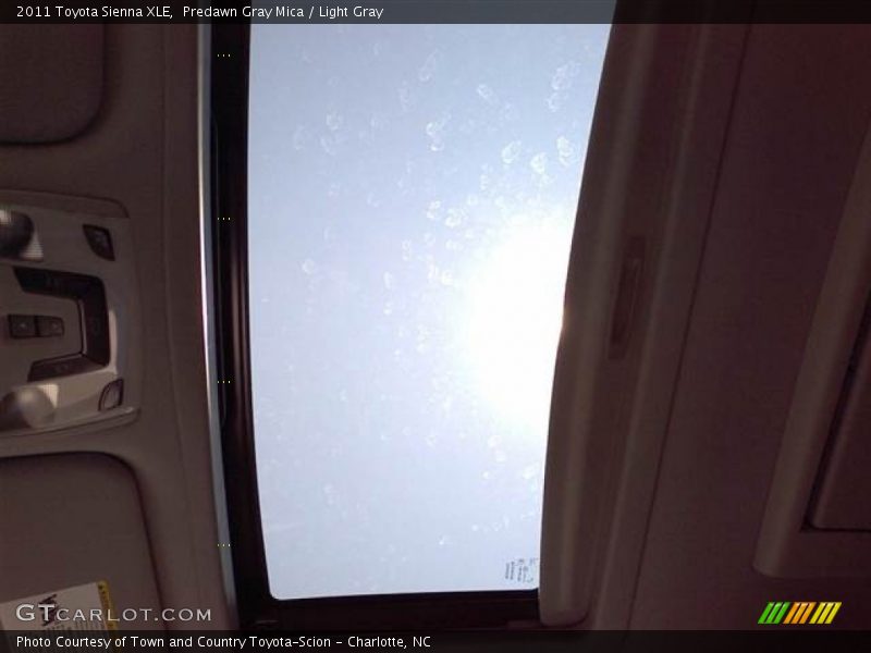 Predawn Gray Mica / Light Gray 2011 Toyota Sienna XLE