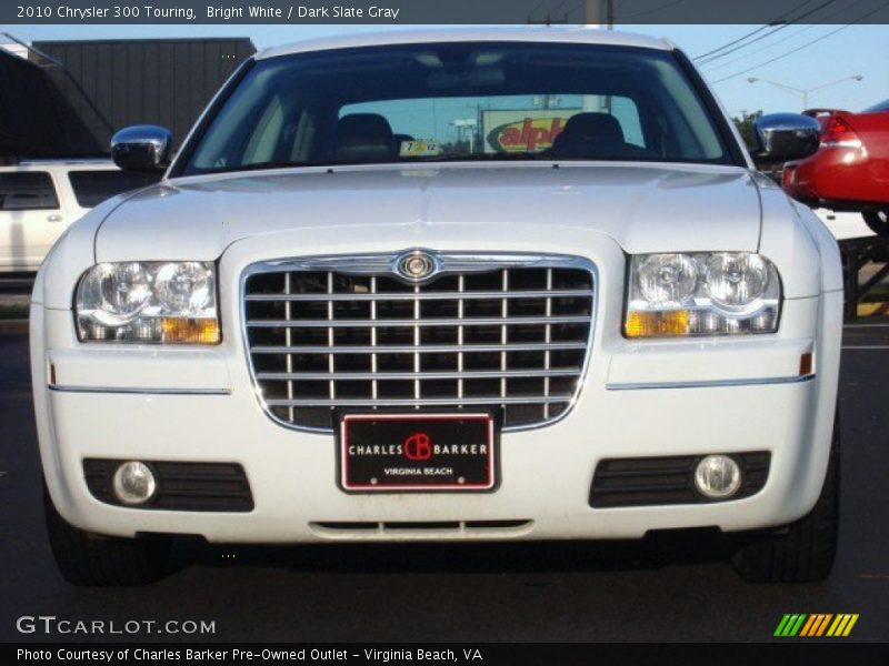 Bright White / Dark Slate Gray 2010 Chrysler 300 Touring
