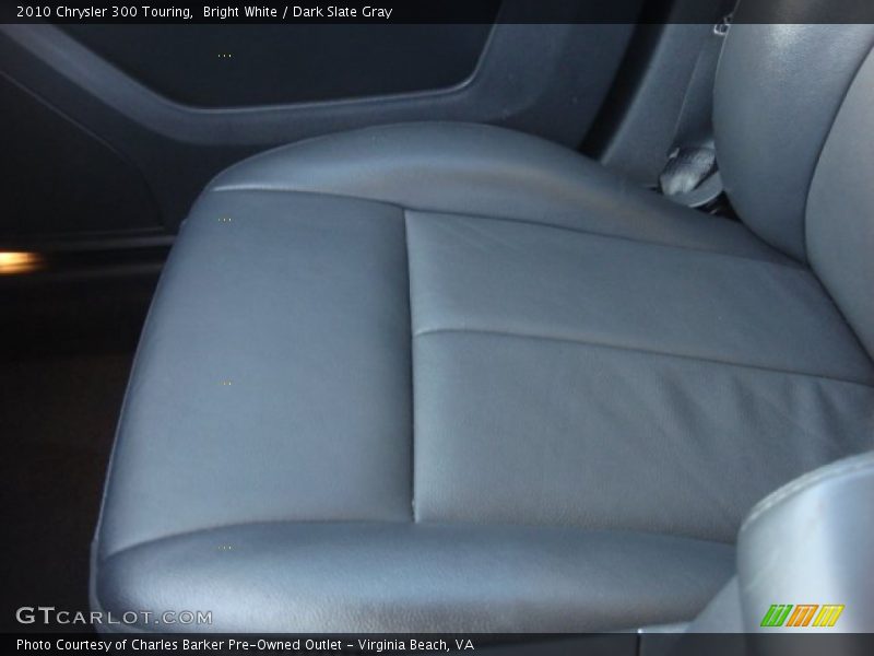 Bright White / Dark Slate Gray 2010 Chrysler 300 Touring