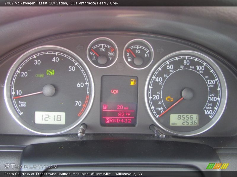 Blue Anthracite Pearl / Grey 2002 Volkswagen Passat GLX Sedan