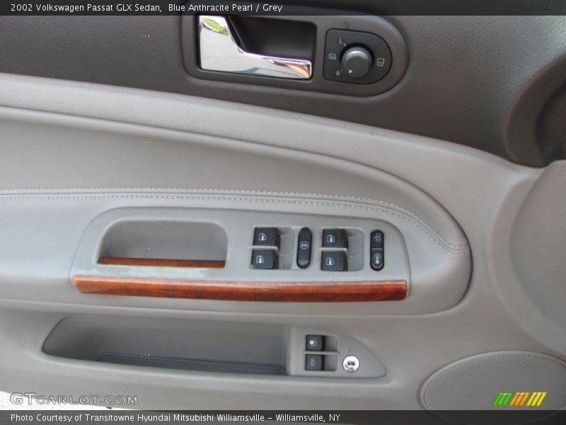 Blue Anthracite Pearl / Grey 2002 Volkswagen Passat GLX Sedan