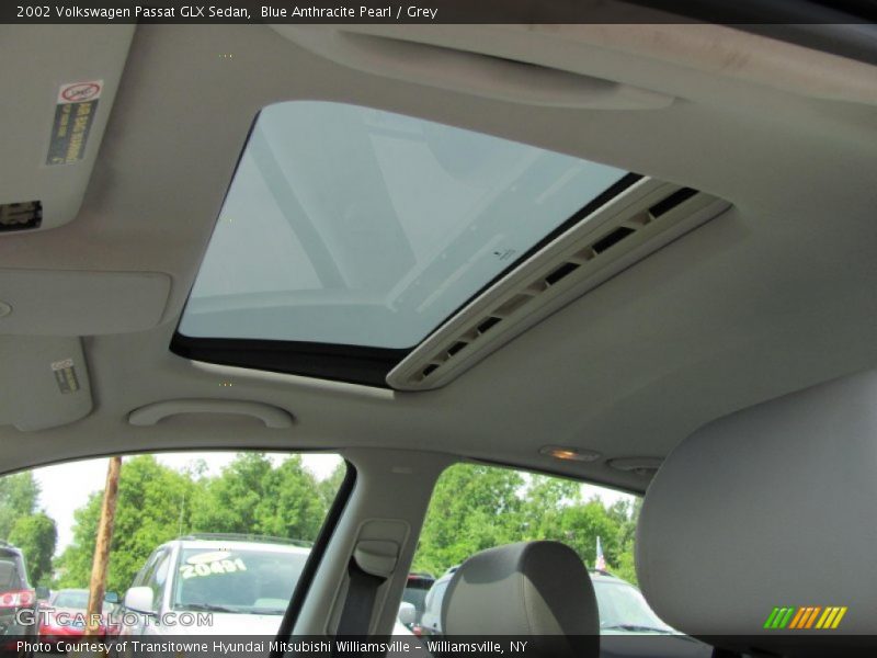 Blue Anthracite Pearl / Grey 2002 Volkswagen Passat GLX Sedan