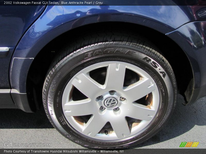 Blue Anthracite Pearl / Grey 2002 Volkswagen Passat GLX Sedan