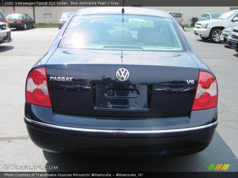 Blue Anthracite Pearl / Grey 2002 Volkswagen Passat GLX Sedan