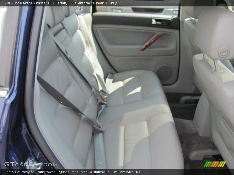 Blue Anthracite Pearl / Grey 2002 Volkswagen Passat GLX Sedan