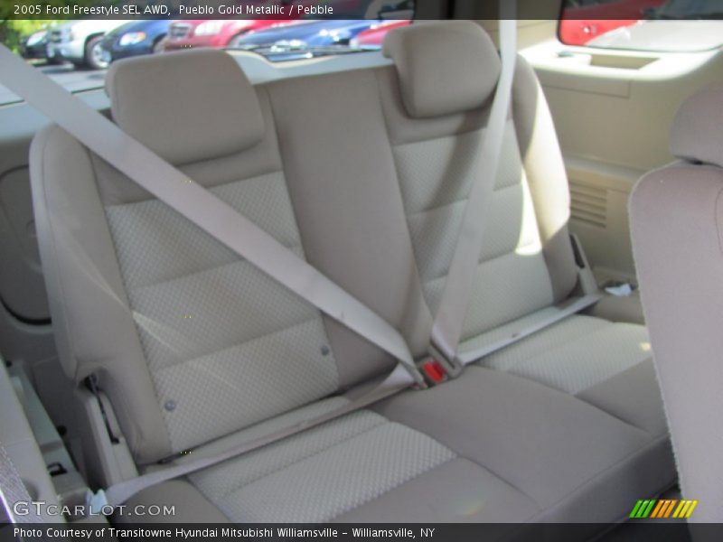 Pueblo Gold Metallic / Pebble 2005 Ford Freestyle SEL AWD