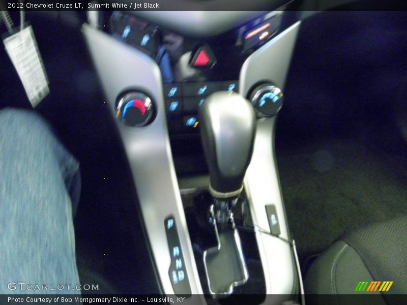 Summit White / Jet Black 2012 Chevrolet Cruze LT