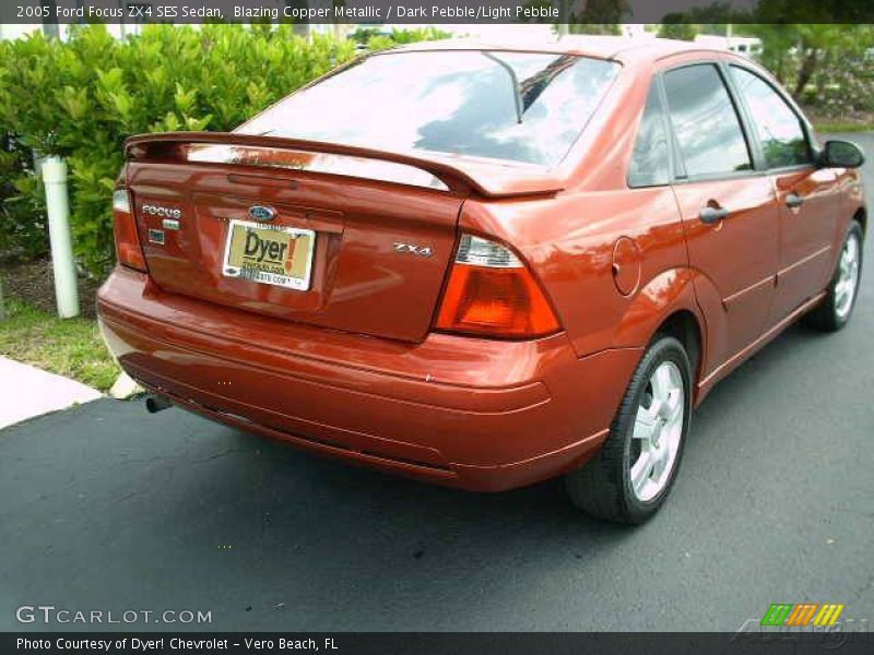 Blazing Copper Metallic / Dark Pebble/Light Pebble 2005 Ford Focus ZX4 SES Sedan