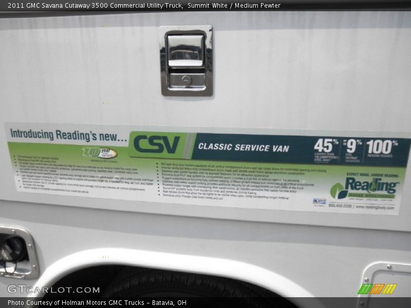 Summit White / Medium Pewter 2011 GMC Savana Cutaway 3500 Commercial Utility Truck