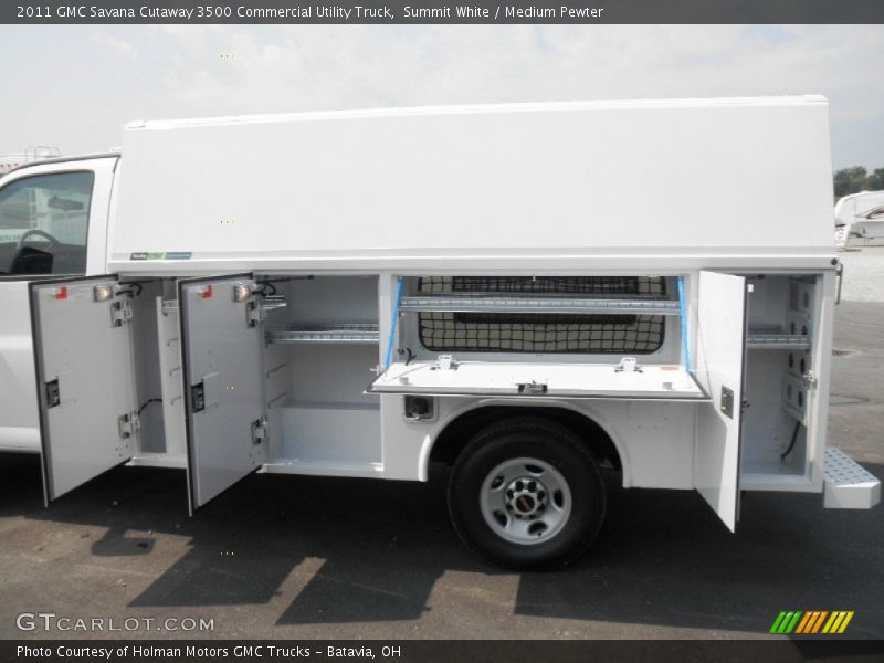 Summit White / Medium Pewter 2011 GMC Savana Cutaway 3500 Commercial Utility Truck