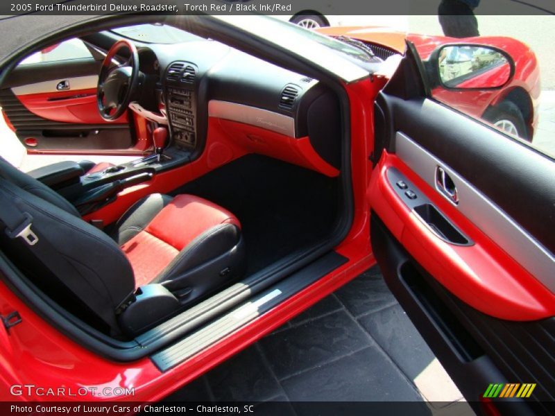  2005 Thunderbird Deluxe Roadster Black Ink/Red Interior