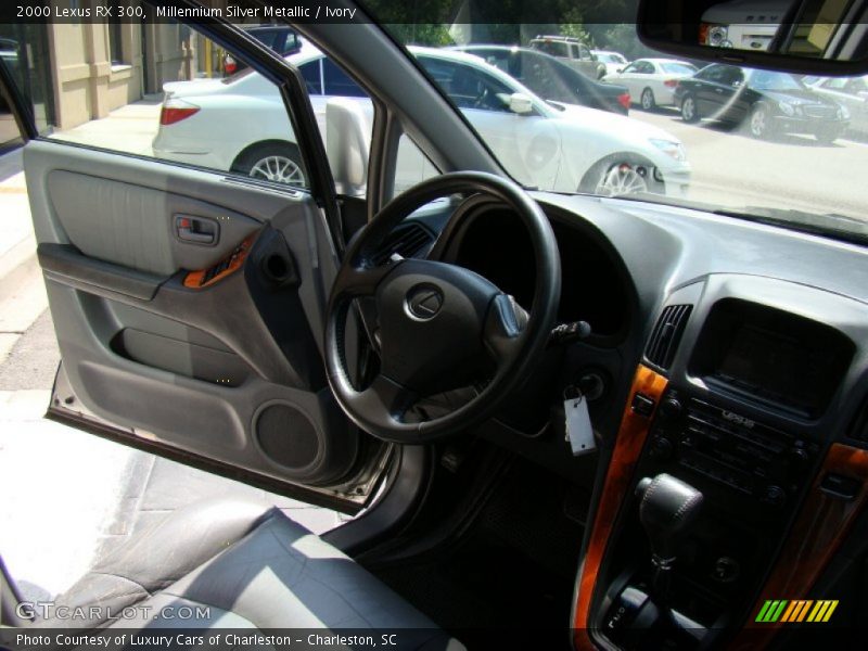 Millennium Silver Metallic / Ivory 2000 Lexus RX 300
