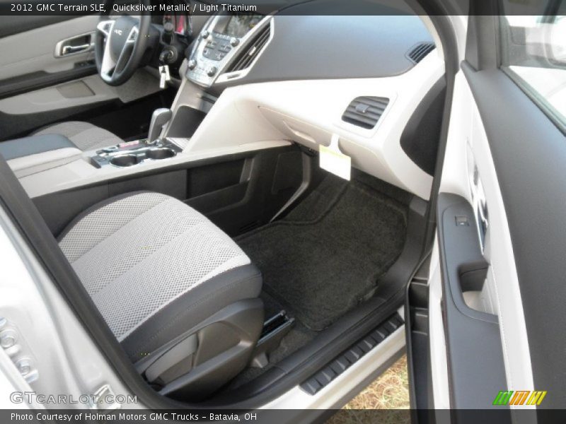  2012 Terrain SLE Light Titanium Interior