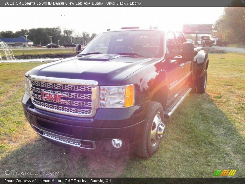 Onyx Black / Ebony 2011 GMC Sierra 3500HD Denali Crew Cab 4x4 Dually