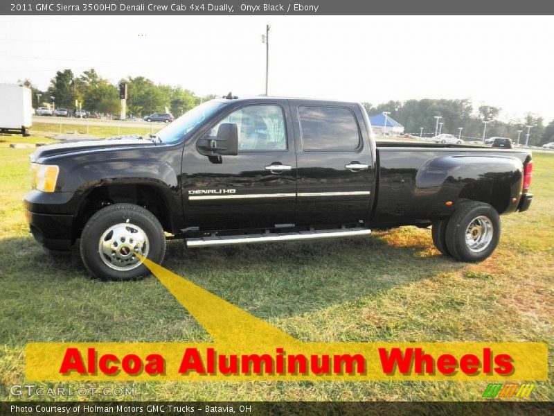 Onyx Black / Ebony 2011 GMC Sierra 3500HD Denali Crew Cab 4x4 Dually