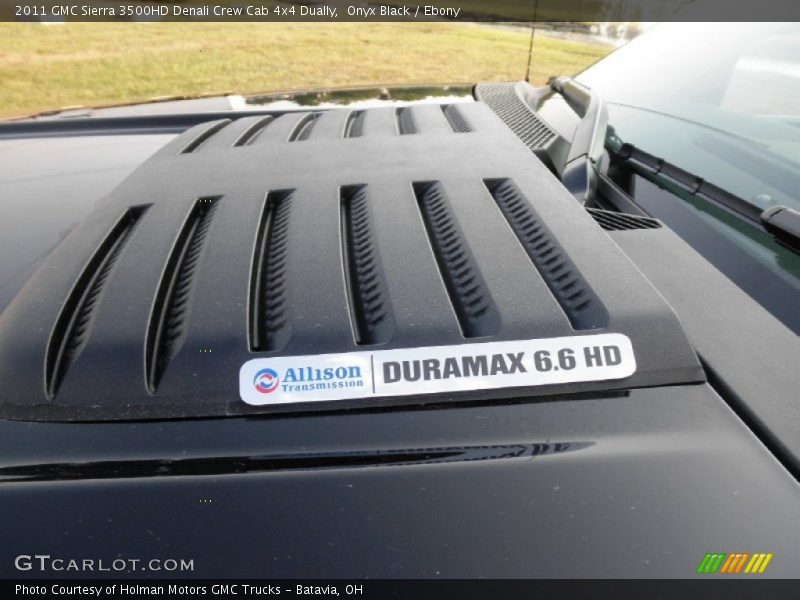 Onyx Black / Ebony 2011 GMC Sierra 3500HD Denali Crew Cab 4x4 Dually